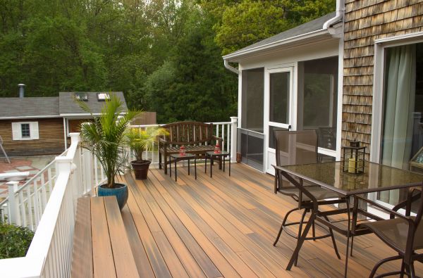 Decking Service in Idaho Falls