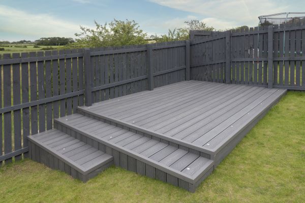Vinyl Deck Construction in Idaho Falls